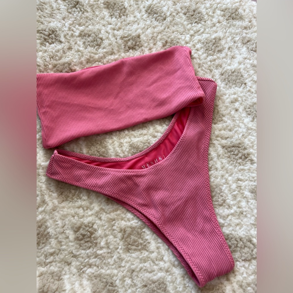 MESHKI ribbed bikini set